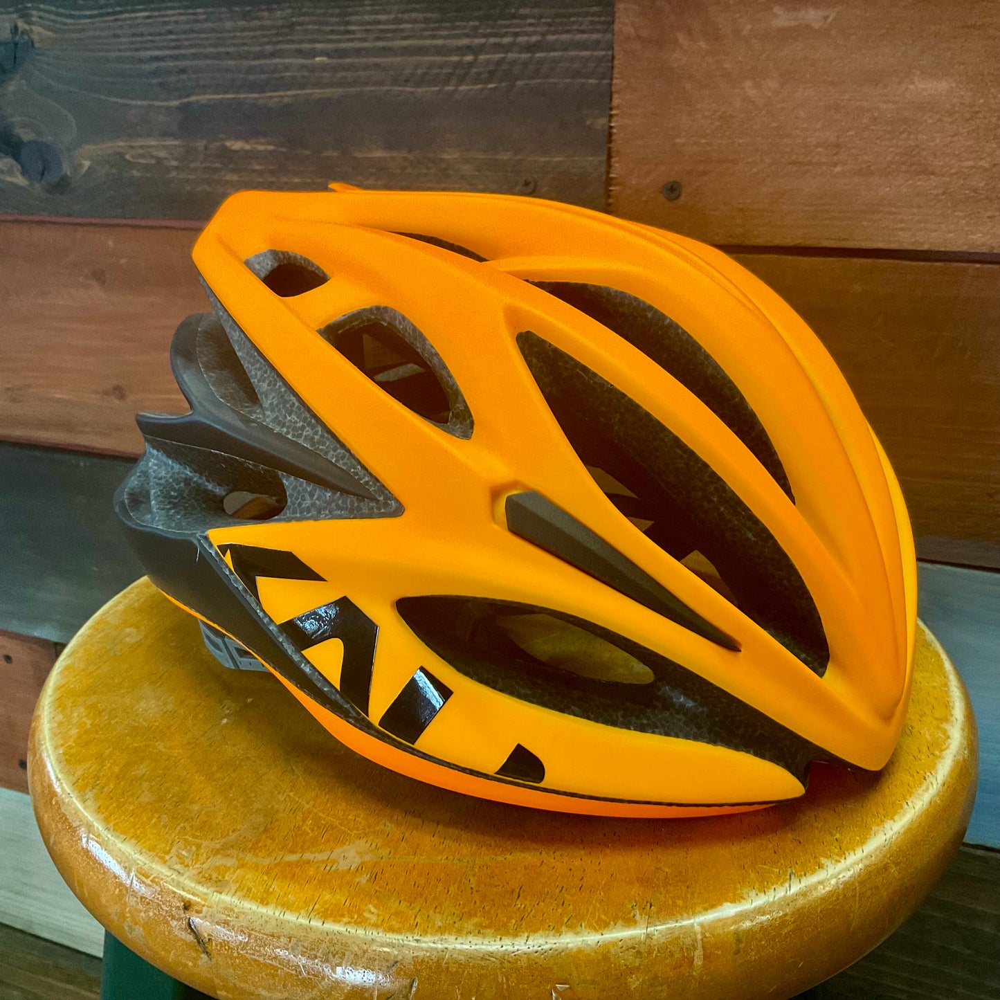 Loka Valor Mat Hi-Viz Orange Small/Medium
