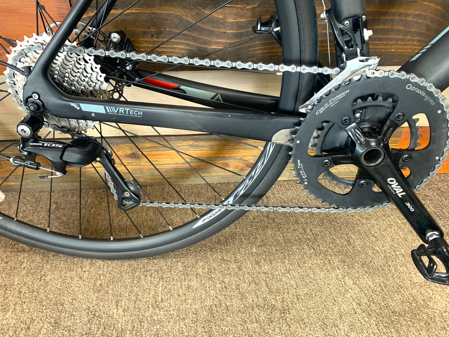 2018 Fuji Absolute Carbon 52cm (Small) w/ Shimano 105 Road Drop Bar Upgrade - Trade-In