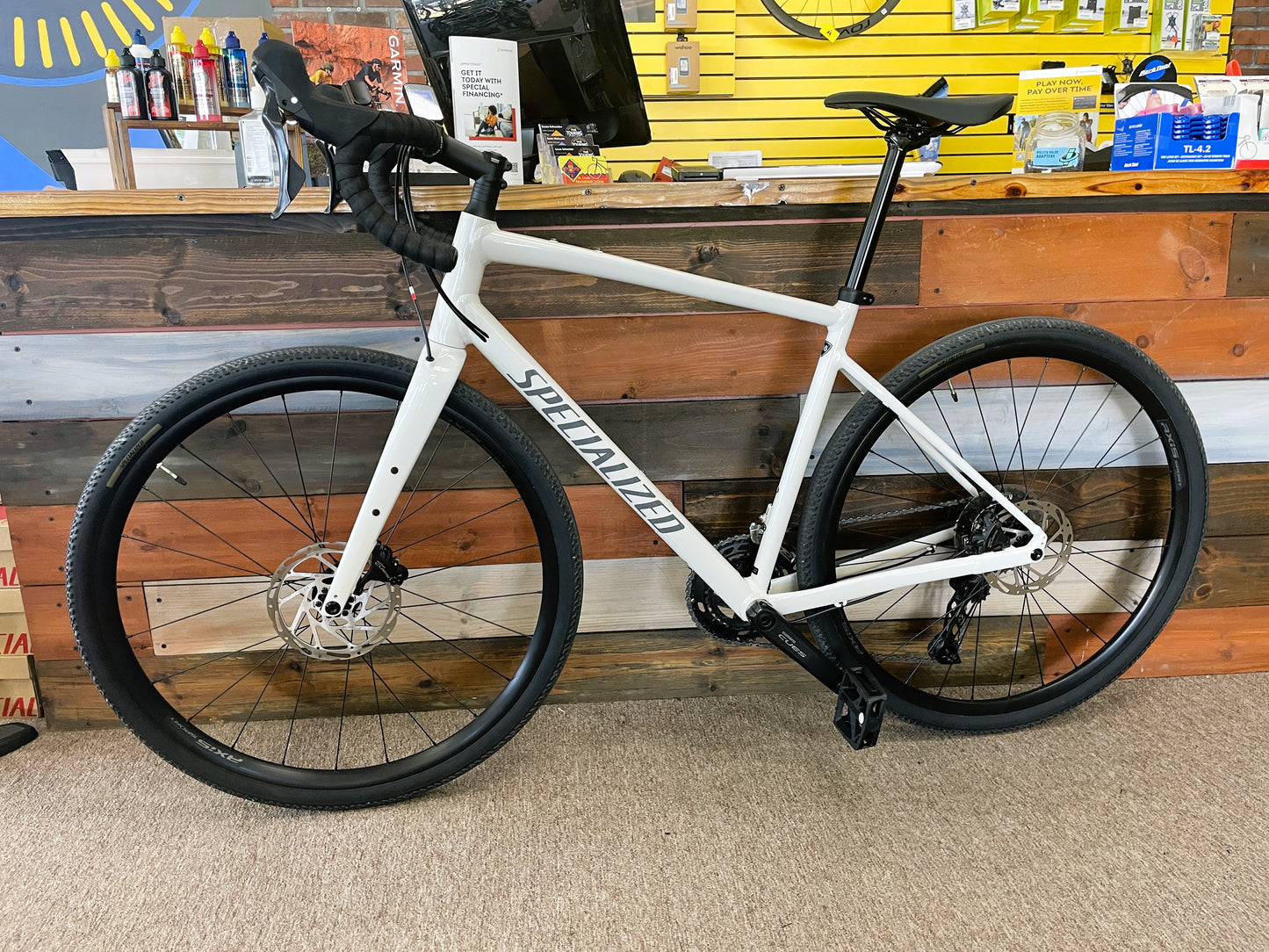 2026 Diverge 3 Alloy Gloss Dune White/ashen 56cm - Demo/Trade-in