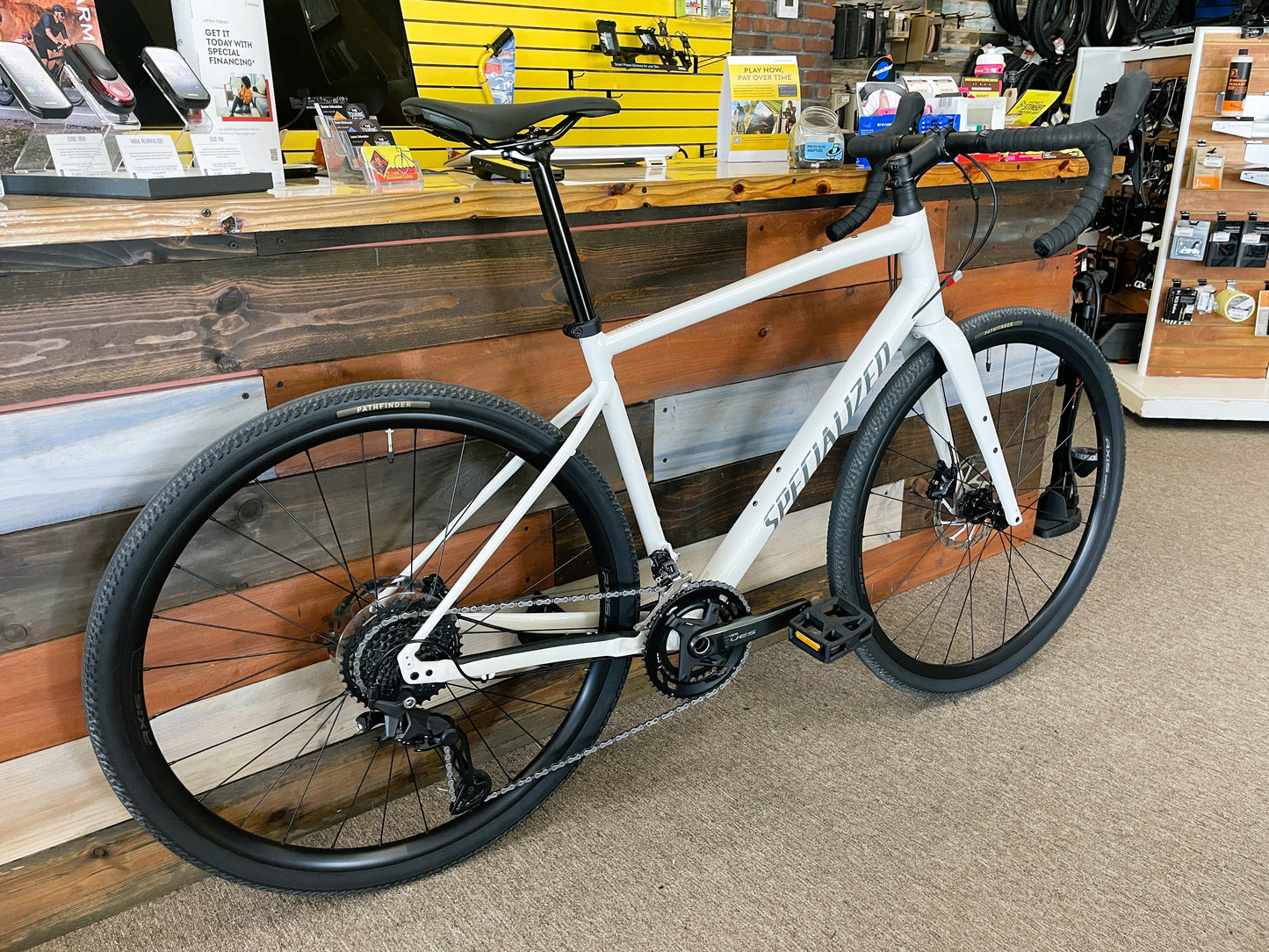 2026 Diverge 3 Alloy Gloss Dune White/ashen 56cm - Demo/Trade-in